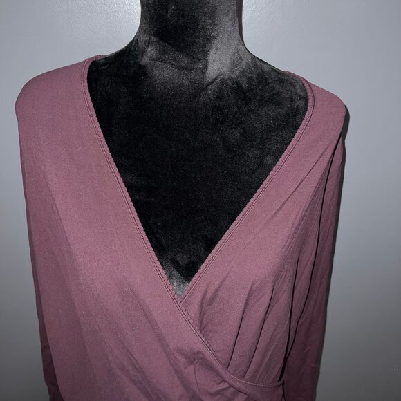 Lululemon Iconic Wrap Plum Purple Womens 8 Luon Pullover - Picture 2 of 6